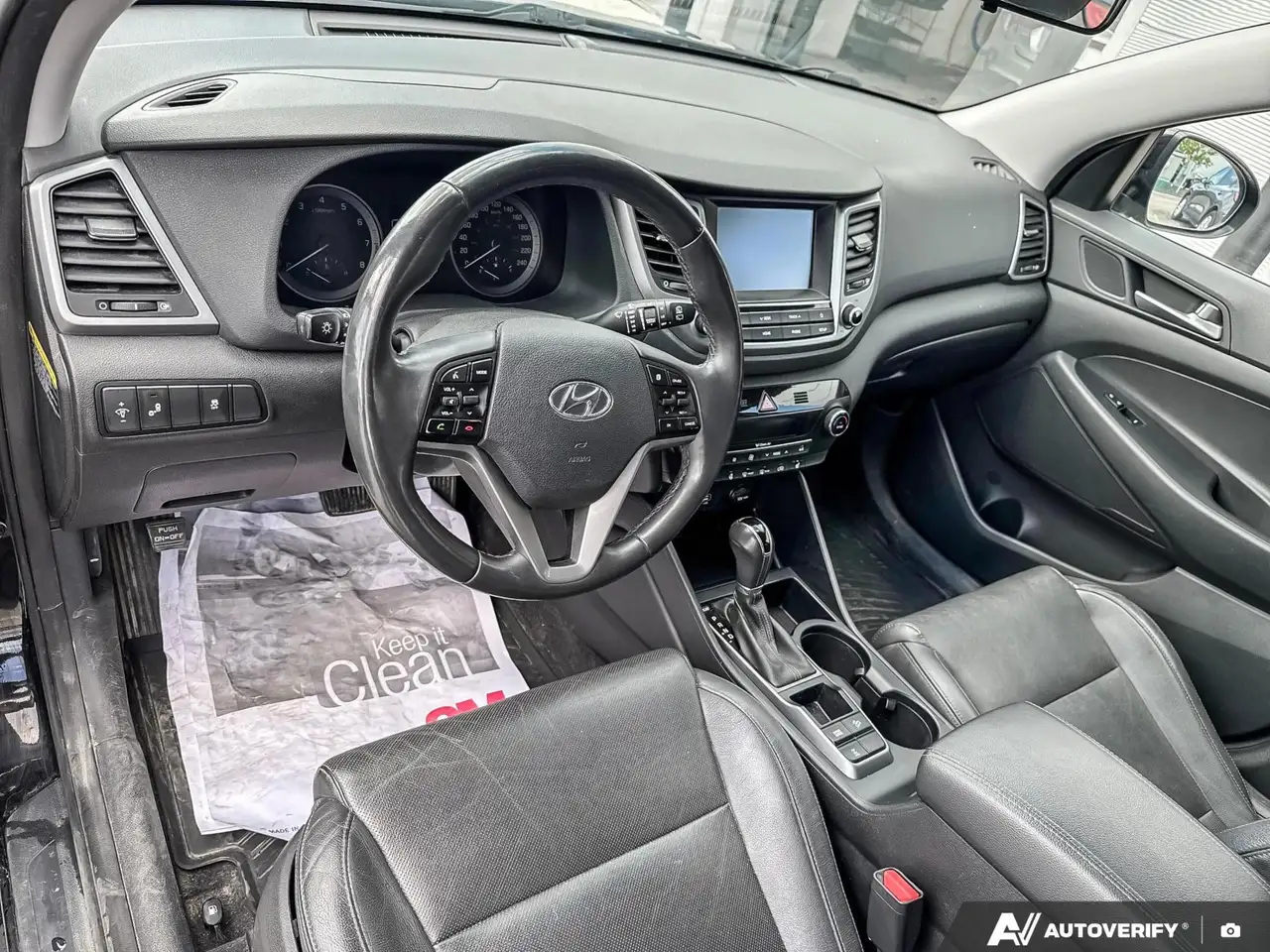 Hyundai TUCSON снимка Hyundai TUCSON