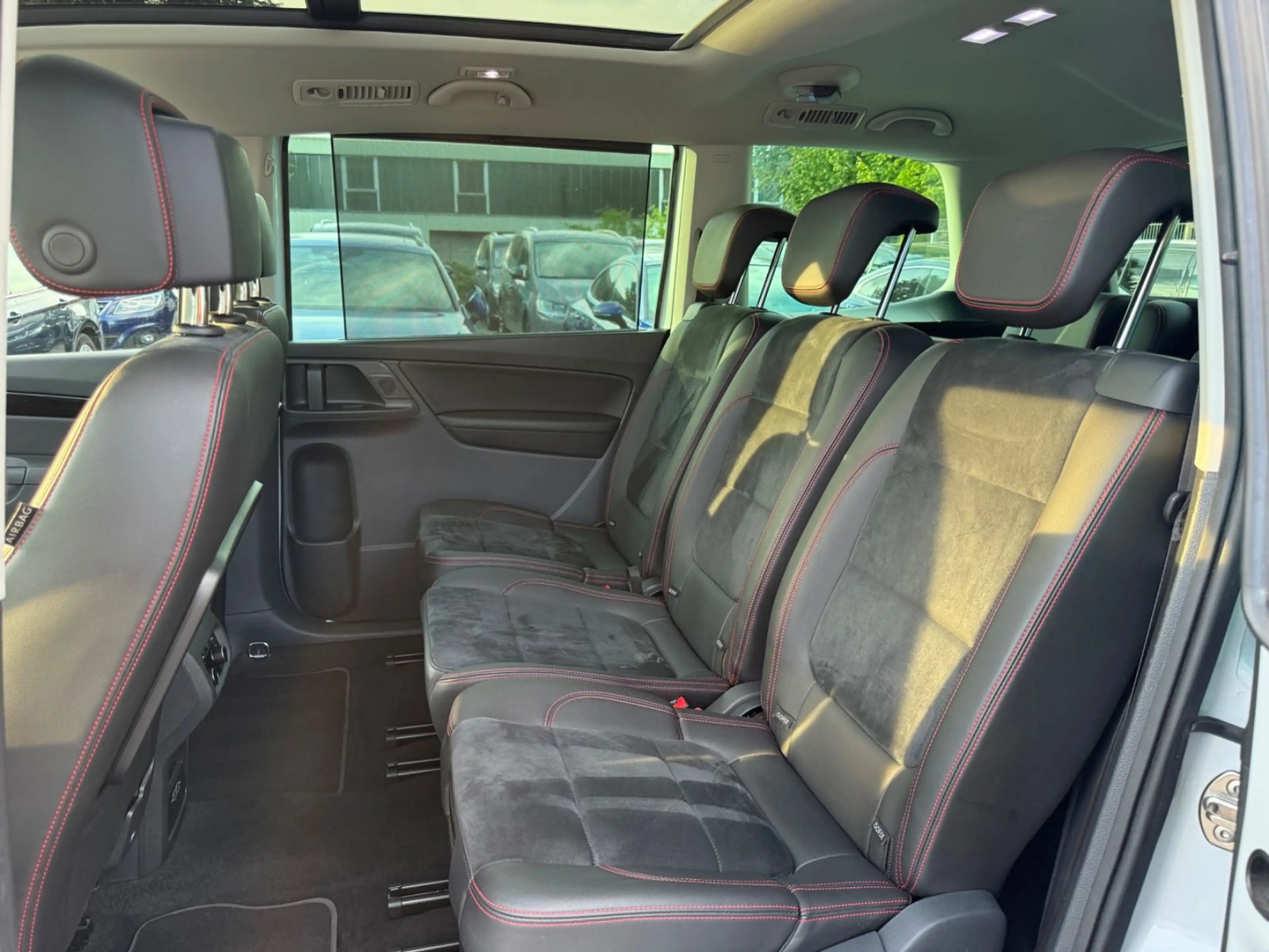 SEAT Alhambra FR Line 2.0 TDI*DSG*7-Sitz*AHK*StdHzg* — photo 14