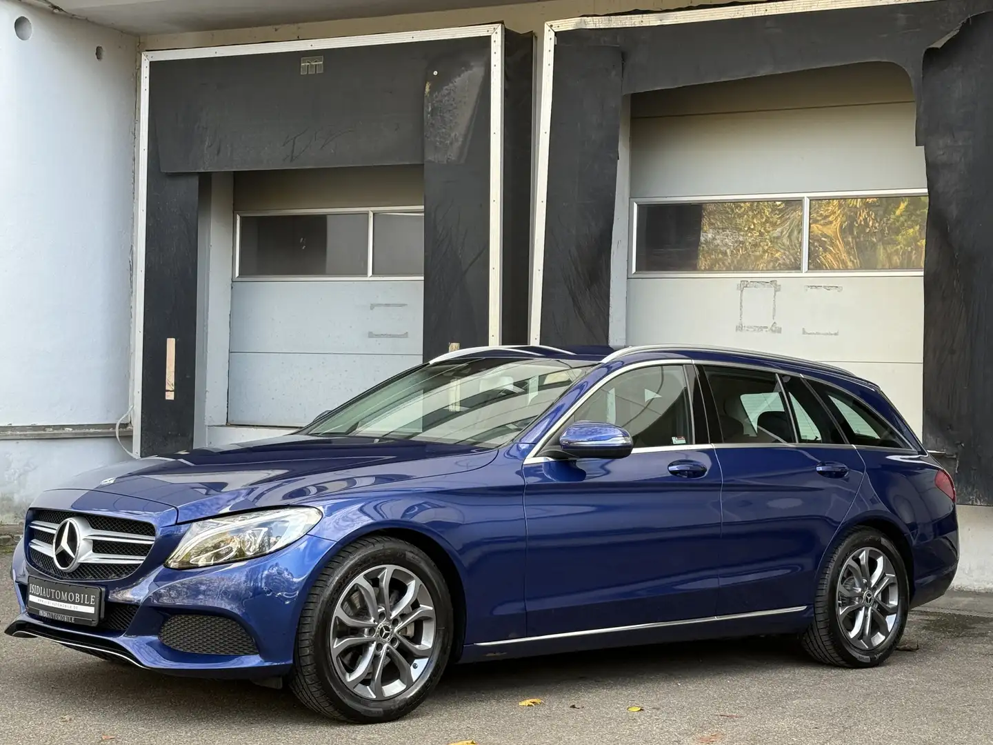 Mercedes-Benz C 220 D Avantgarde LED Comand Kamera AHK Ambient Bleu - 2