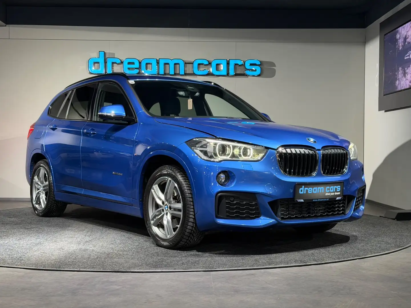 BMW X1 xDrive25i M Sport / LED / NAVI / HARMAN KARDON / Blau - 2