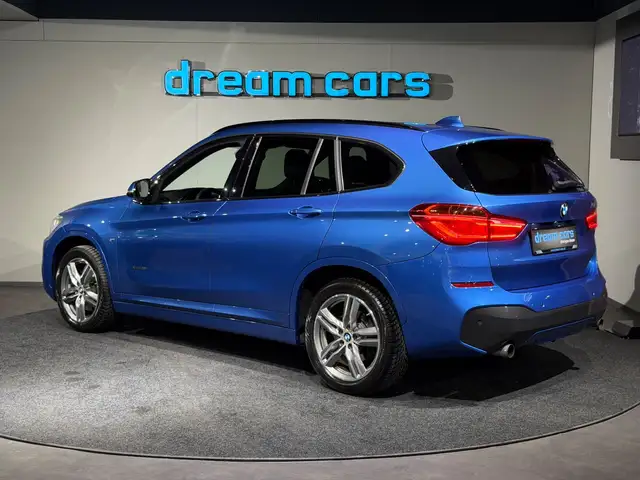 BMW X1 view 11
