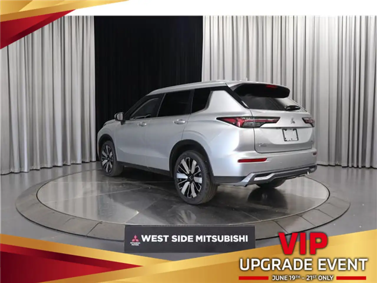 Mitsubishi Outlander снимка Mitsubishi Outlander