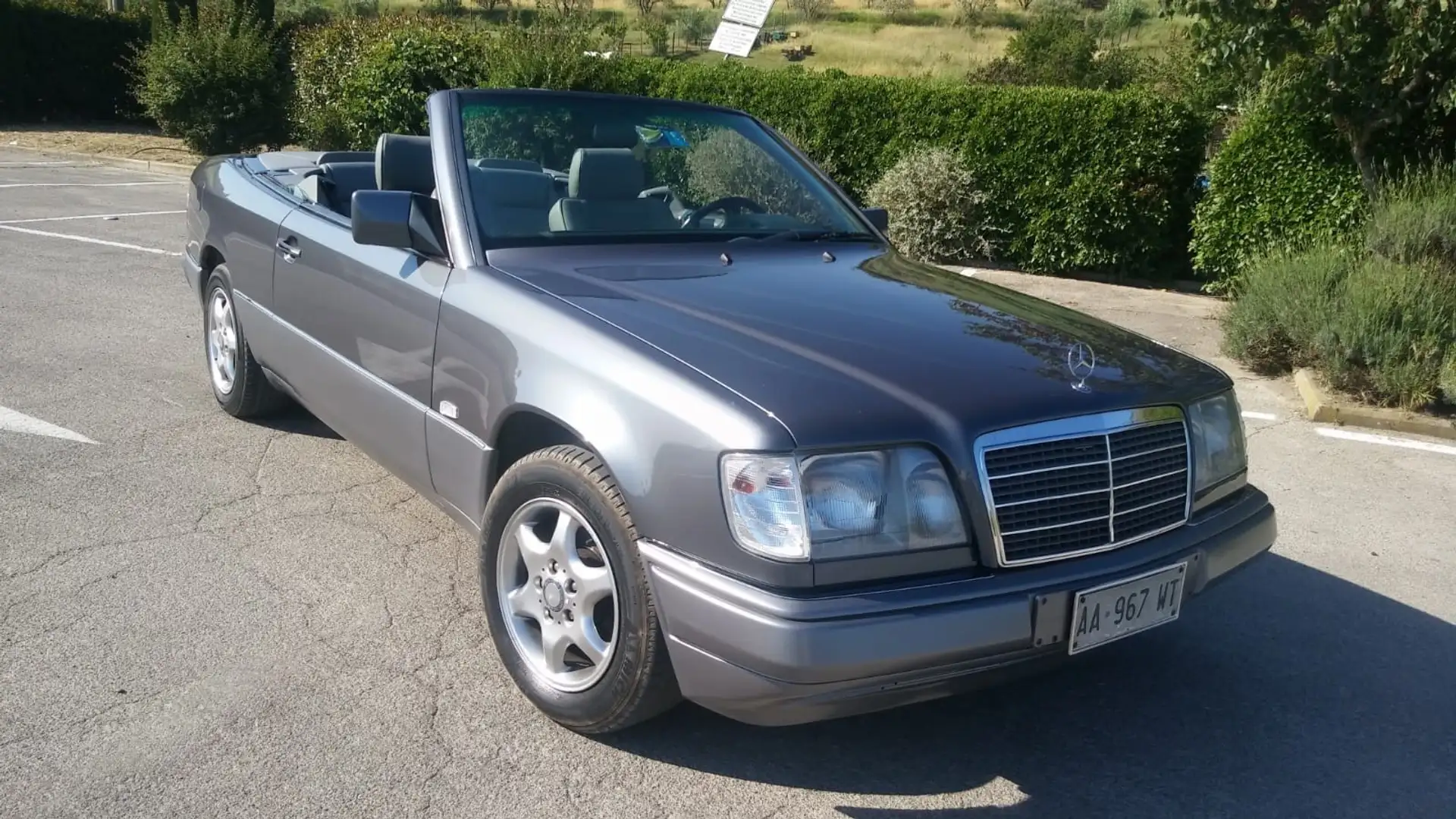 Mercedes-Benz CE 200 (A124) RESTAURATA DA VEDERE! - 2