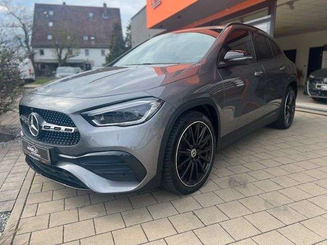 Second hand Mercedes Benz Gla-Class 220