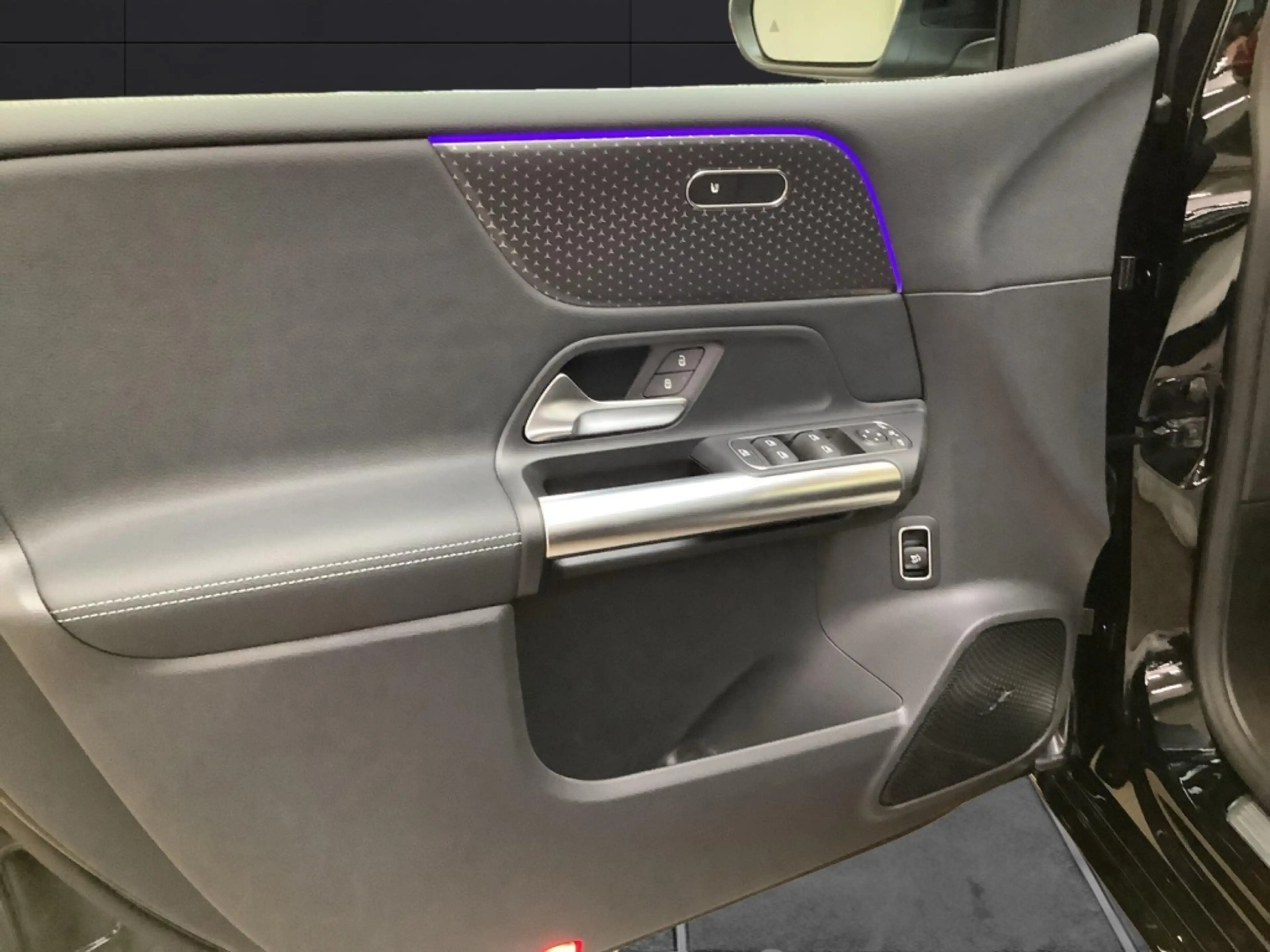 Mercedes-Benz B 220 4MATIC PROGRESSIVE+AHK+17"+MBUX+8G-DCT+LED — photo 7
