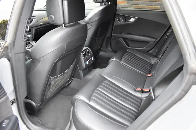 Audi A7 view 11