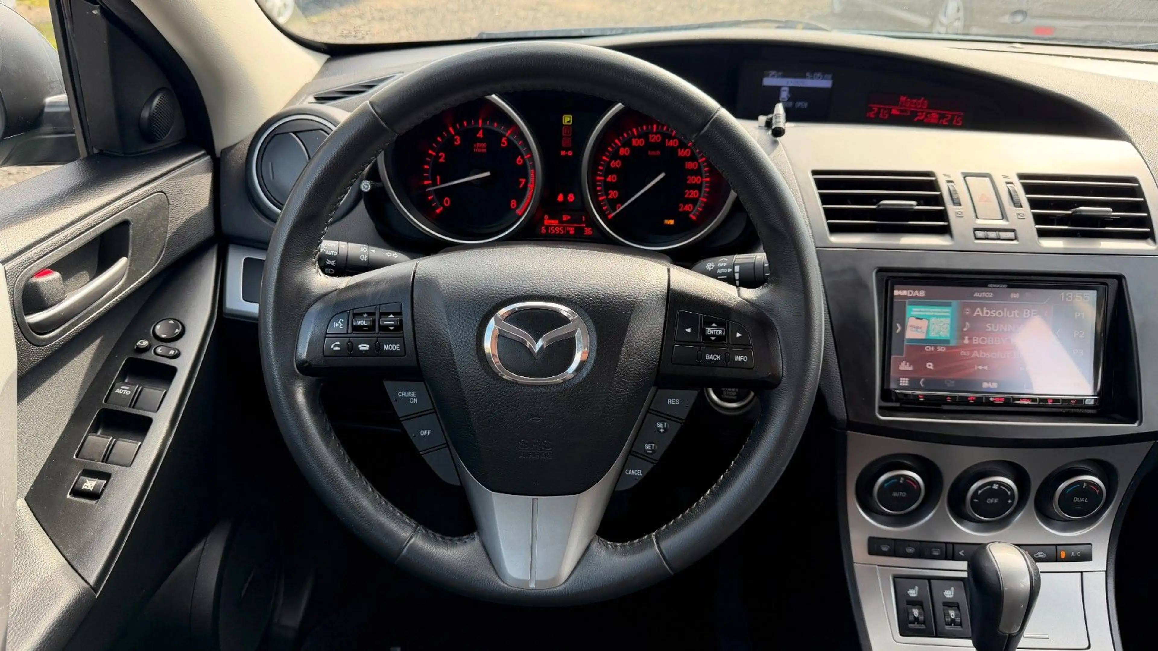 Mazda 3 Sports-Line 1-Hand Scheckheft 8-fach bereift — photo 12