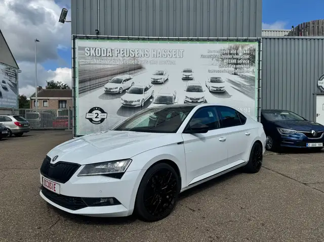 Skoda Superb Superb 2.0 TSI 4x4 DSG Sportline