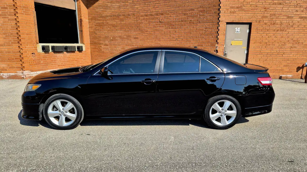 Toyota Camry снимка Toyota Camry