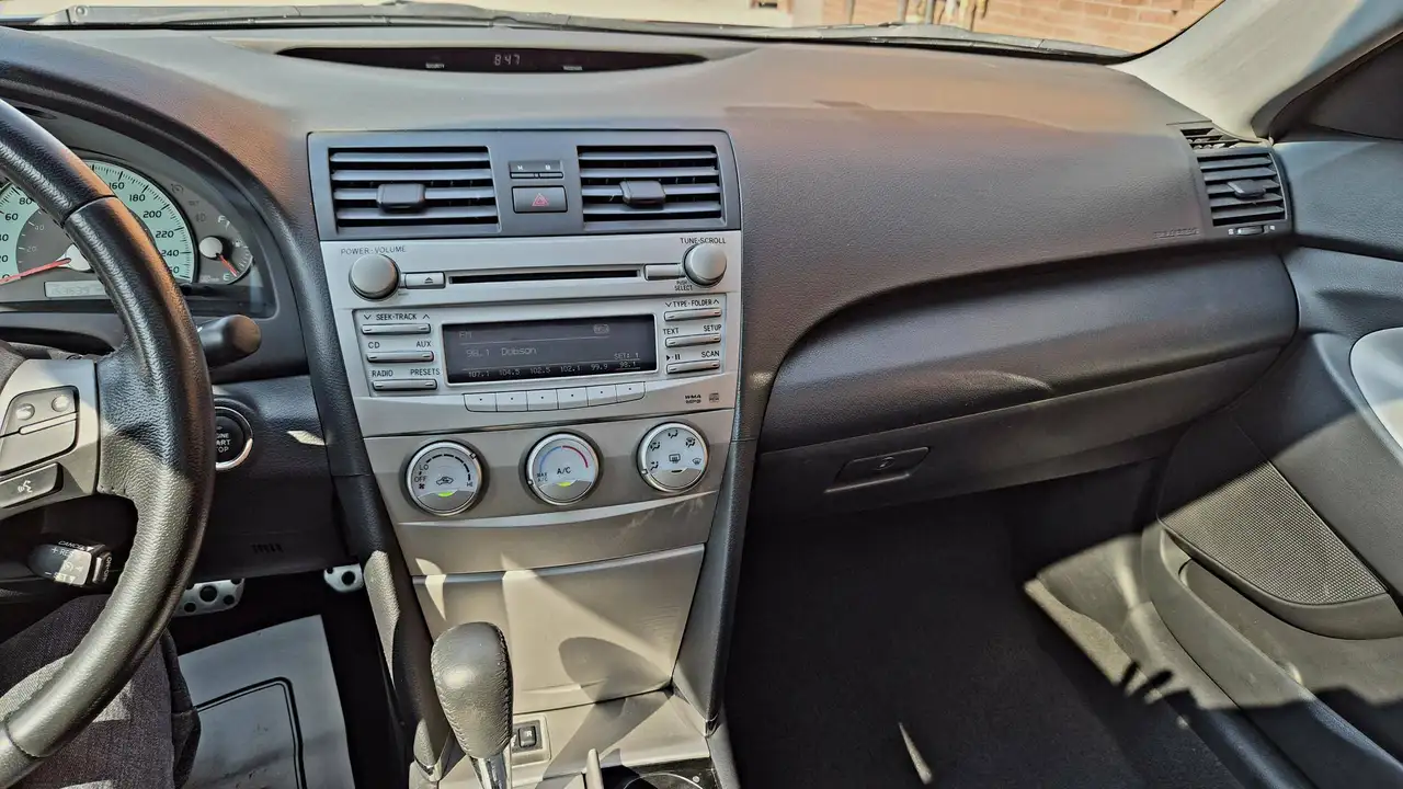 Toyota Camry снимка Toyota Camry
