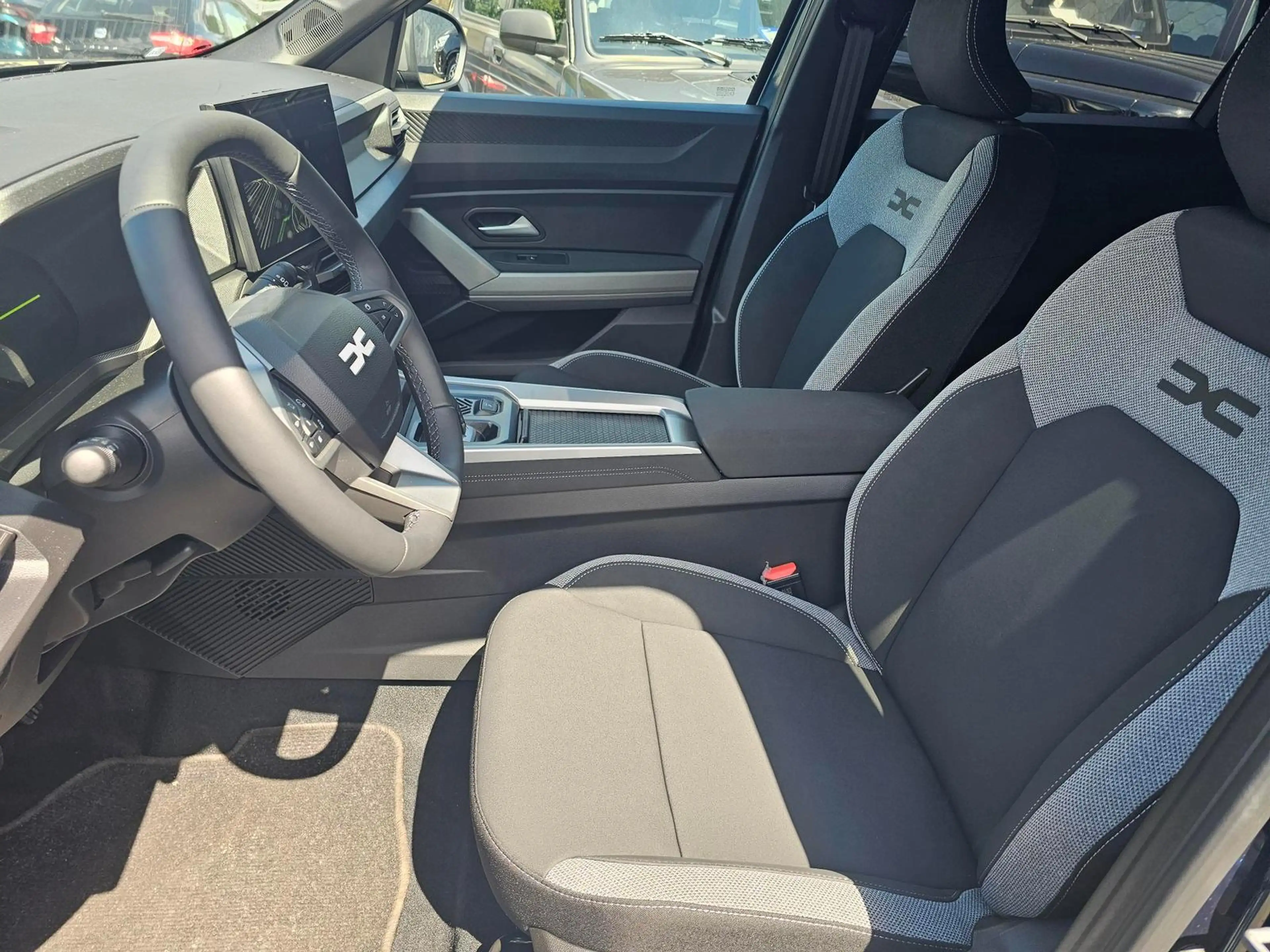 Dacia Bigster JOURNEY Hybrid 155+AUTOMATIK+City&Winter — photo 14