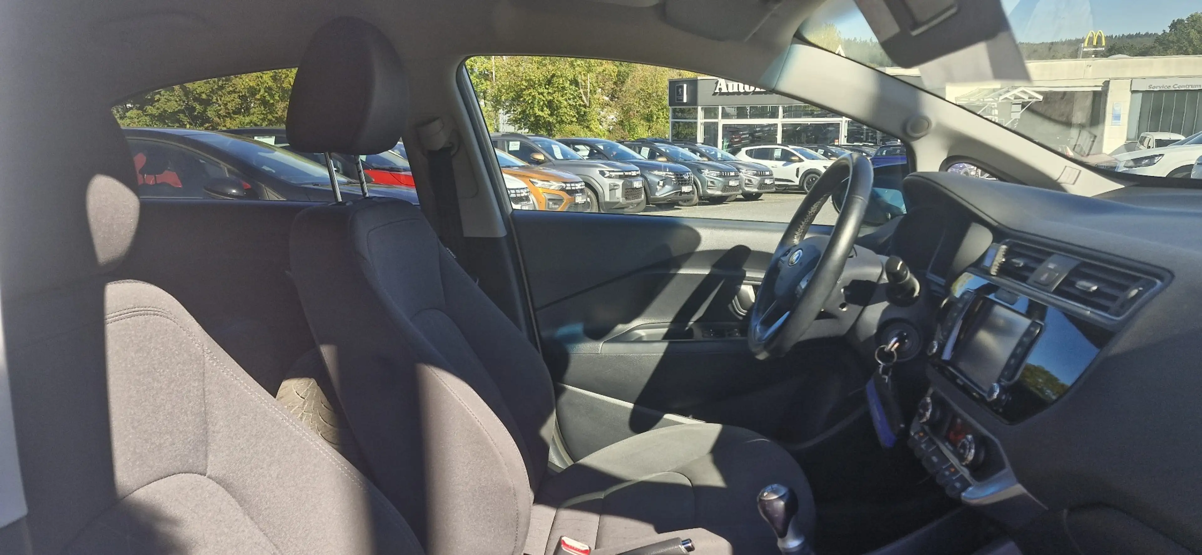 Kia Rio Dream Team/Navigation/ Sitzheizung — photo 15
