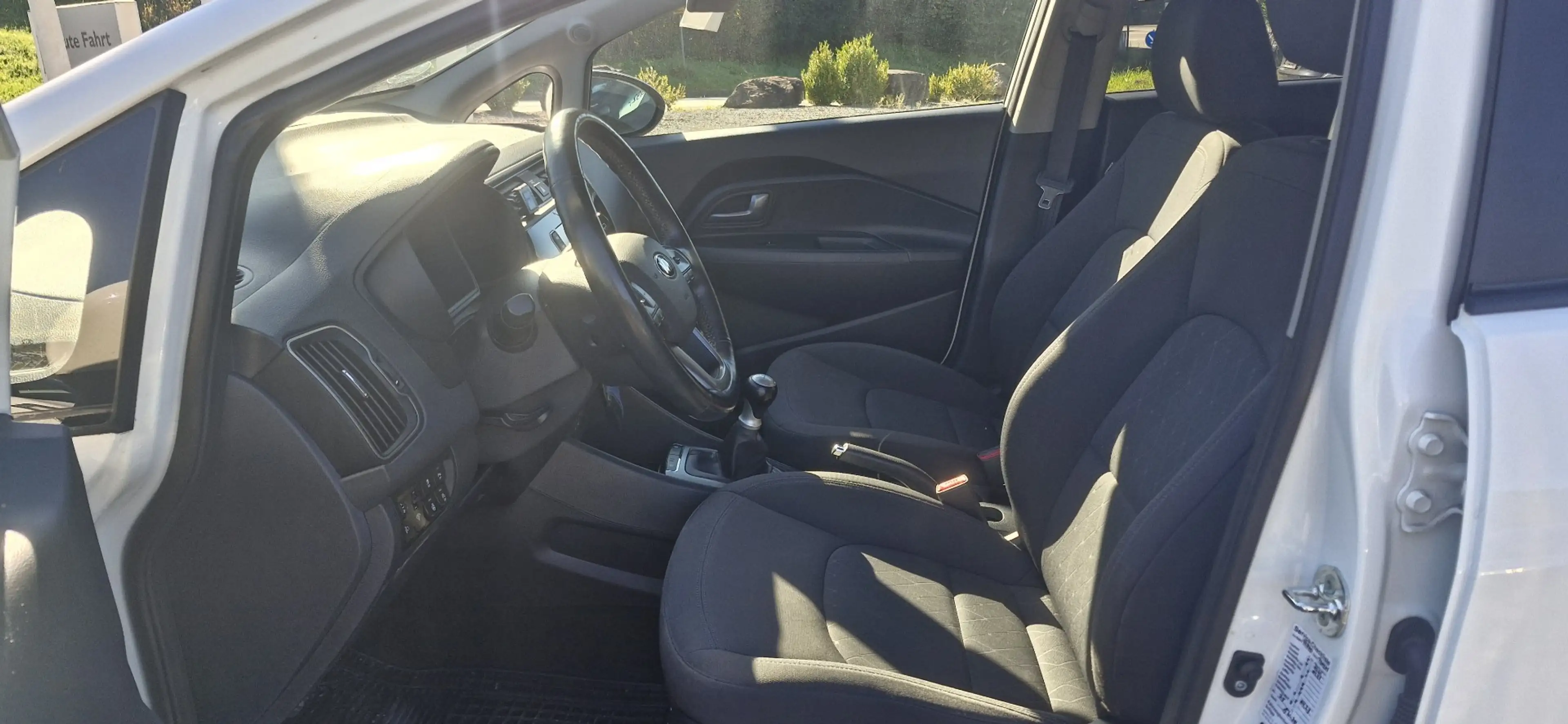 Kia Rio Dream Team/Navigation/ Sitzheizung — photo 8