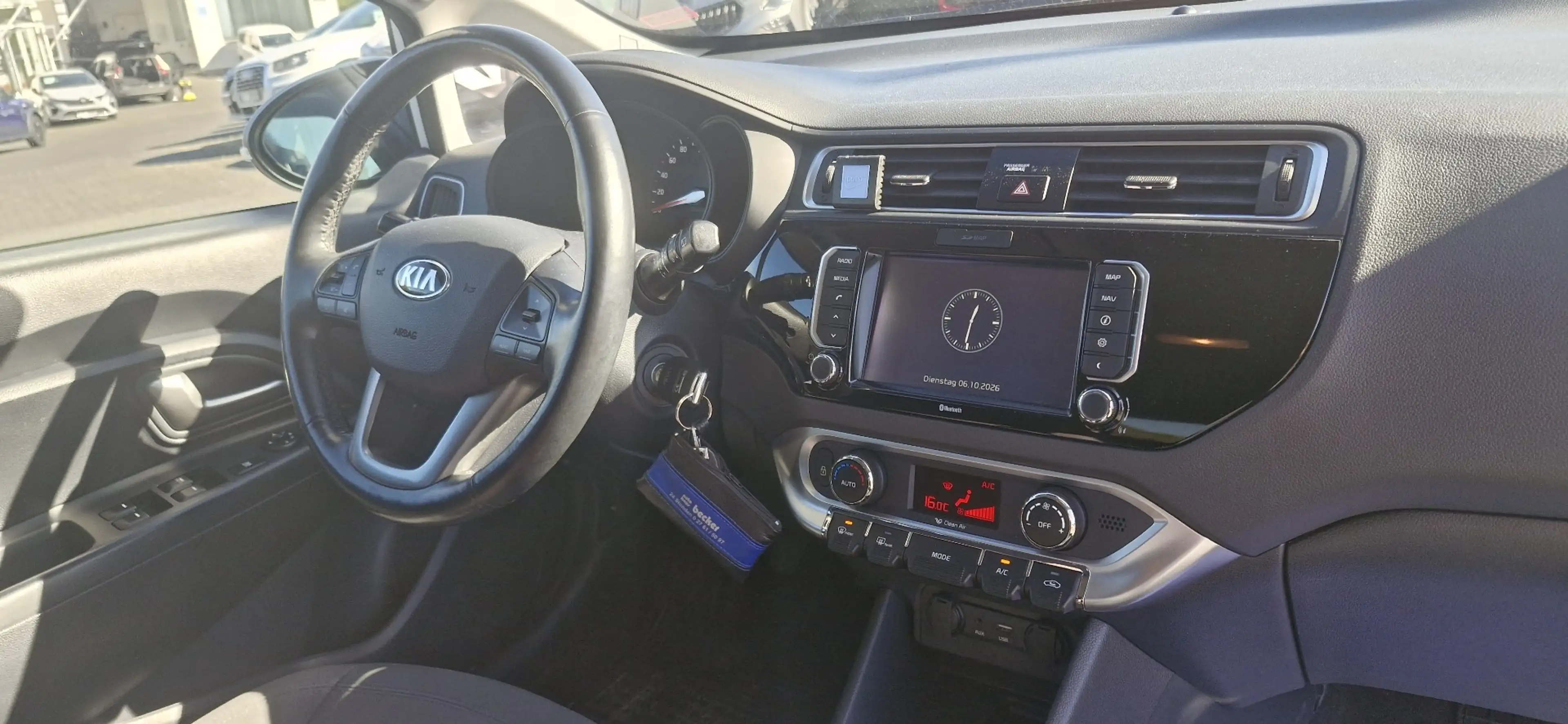 Kia Rio Dream Team/Navigation/ Sitzheizung — photo 13
