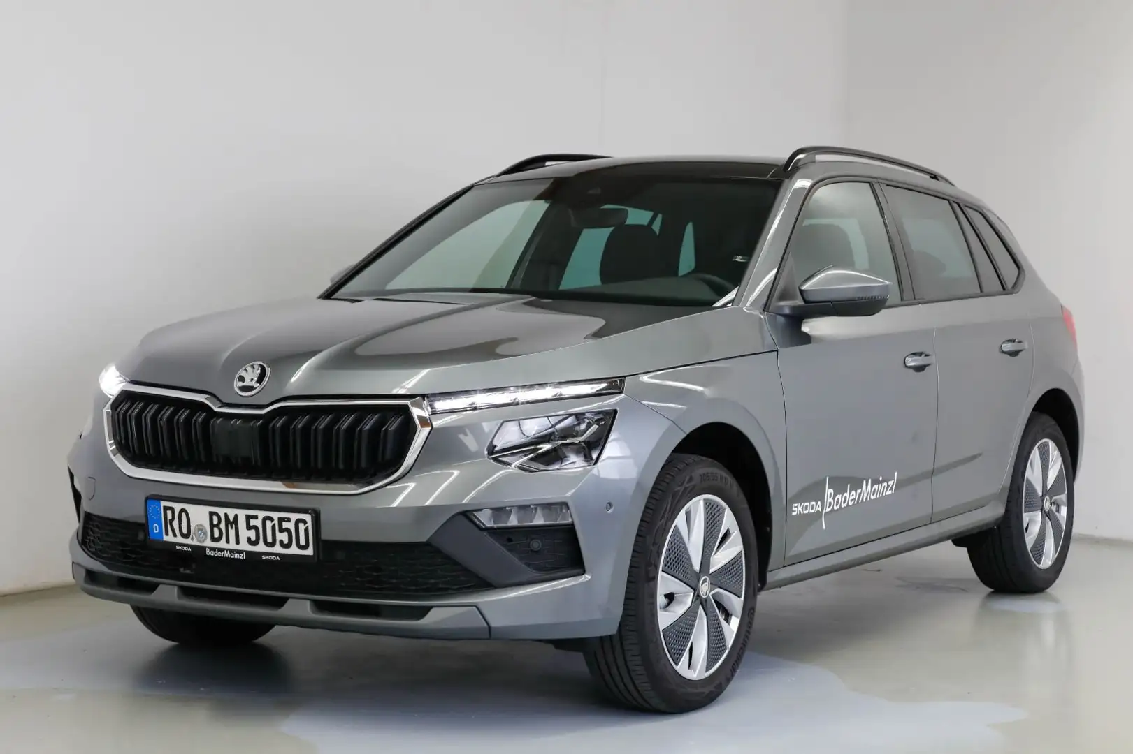 Skoda Kamiq 1.5 TSI DSG Pano Navi Matrix Kam. Virtual Grau - 2
