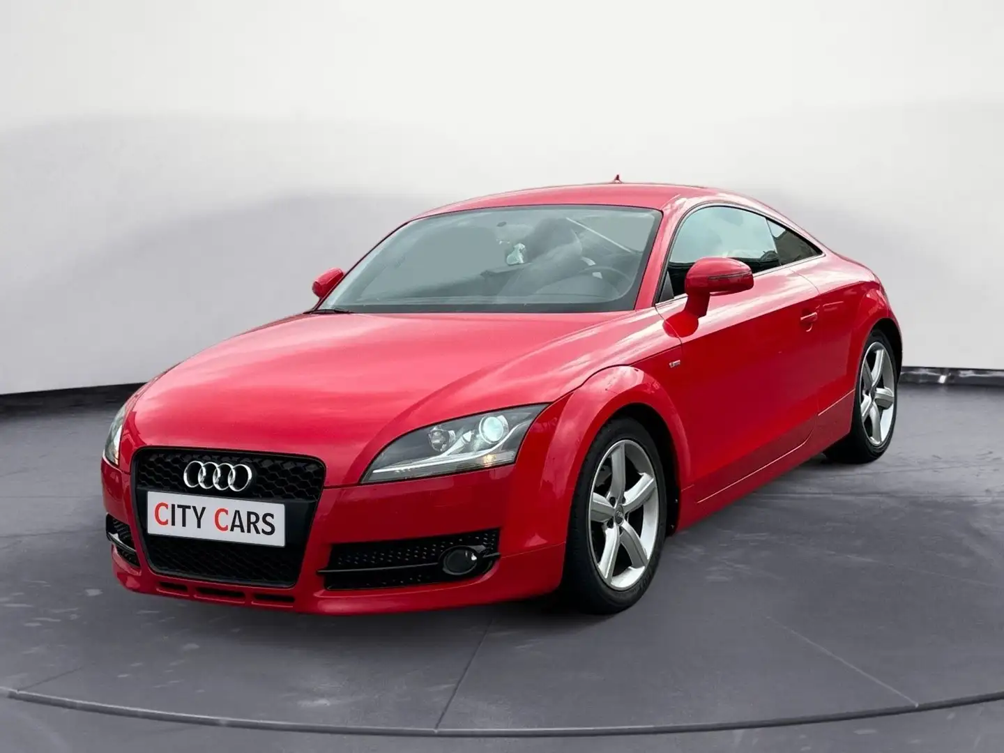 Audi TT Coupe/Roadster 1.8 TFSI Coupe S-Line Red - 1
