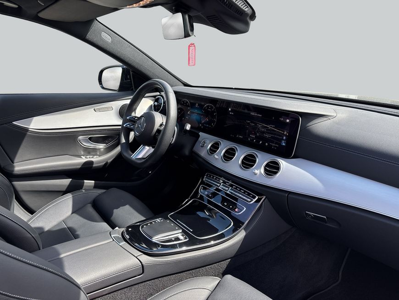 Mercedes-Benz E 450 E-Klasse — photo 15