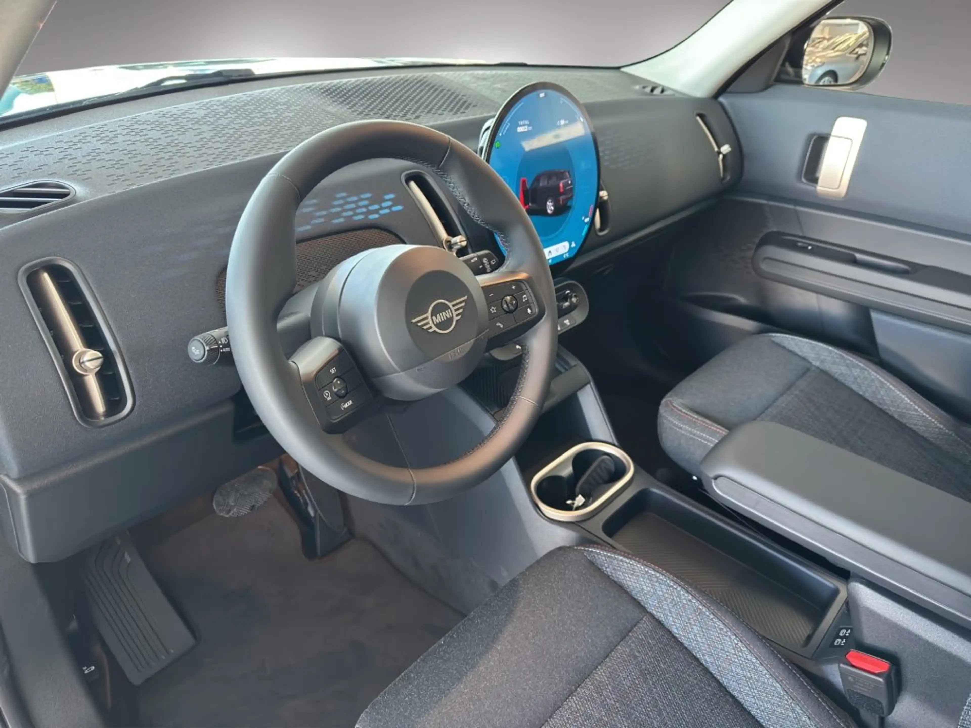 MINI Countryman D — photo 8