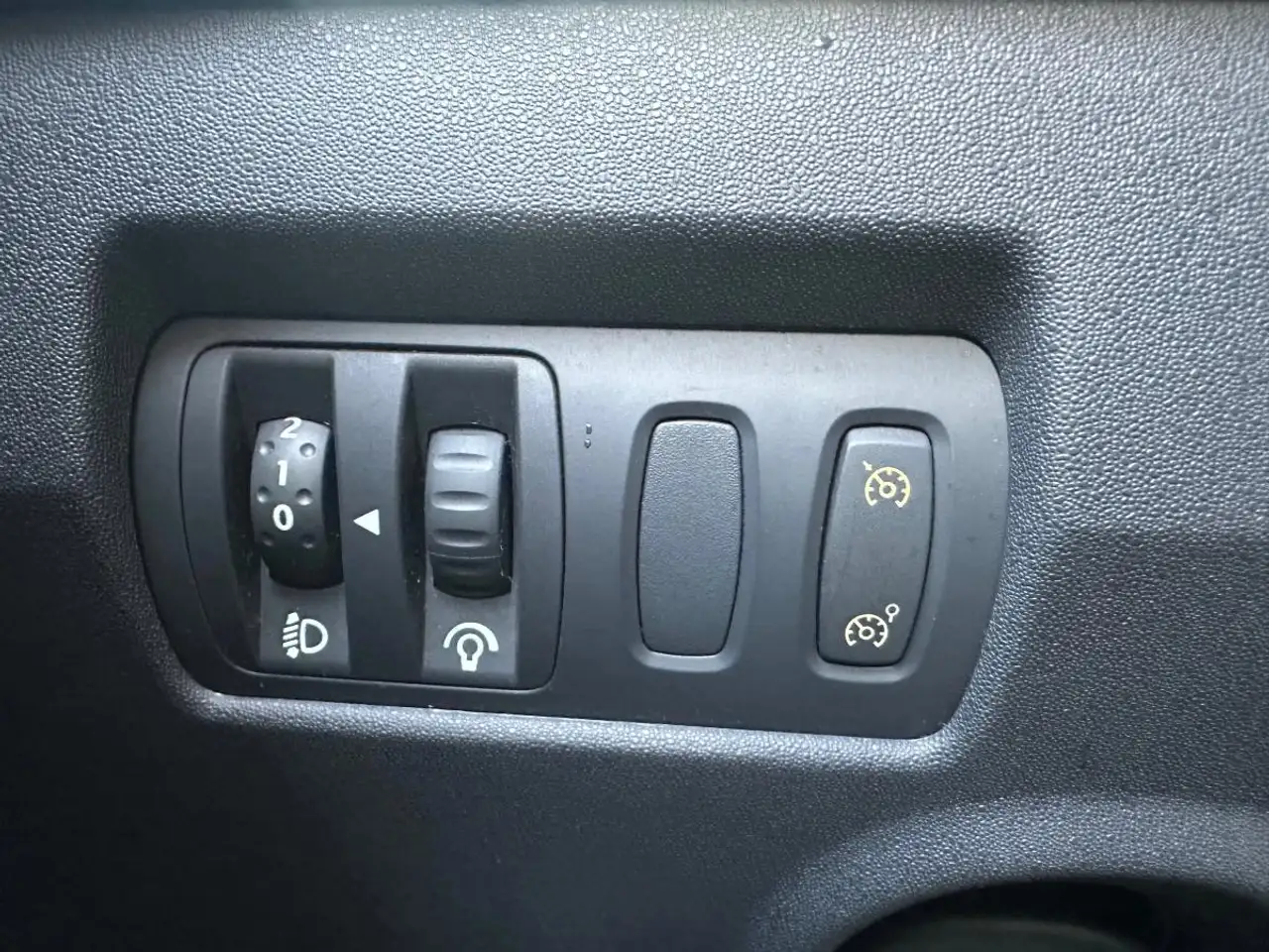 Renault Megane Berline — photo 18