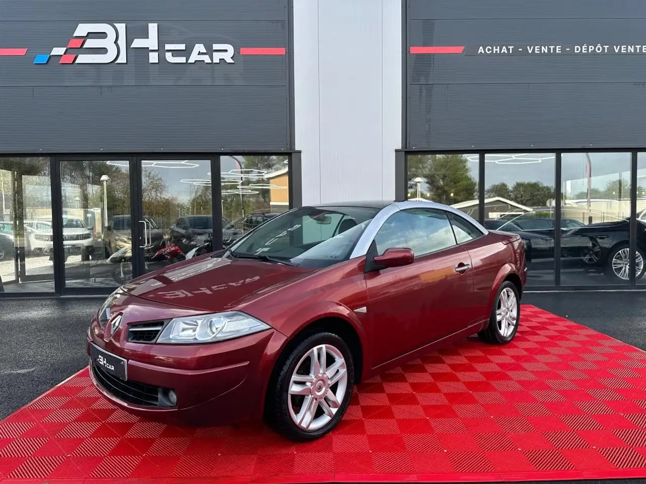 Renault Megane Berline — photo 19