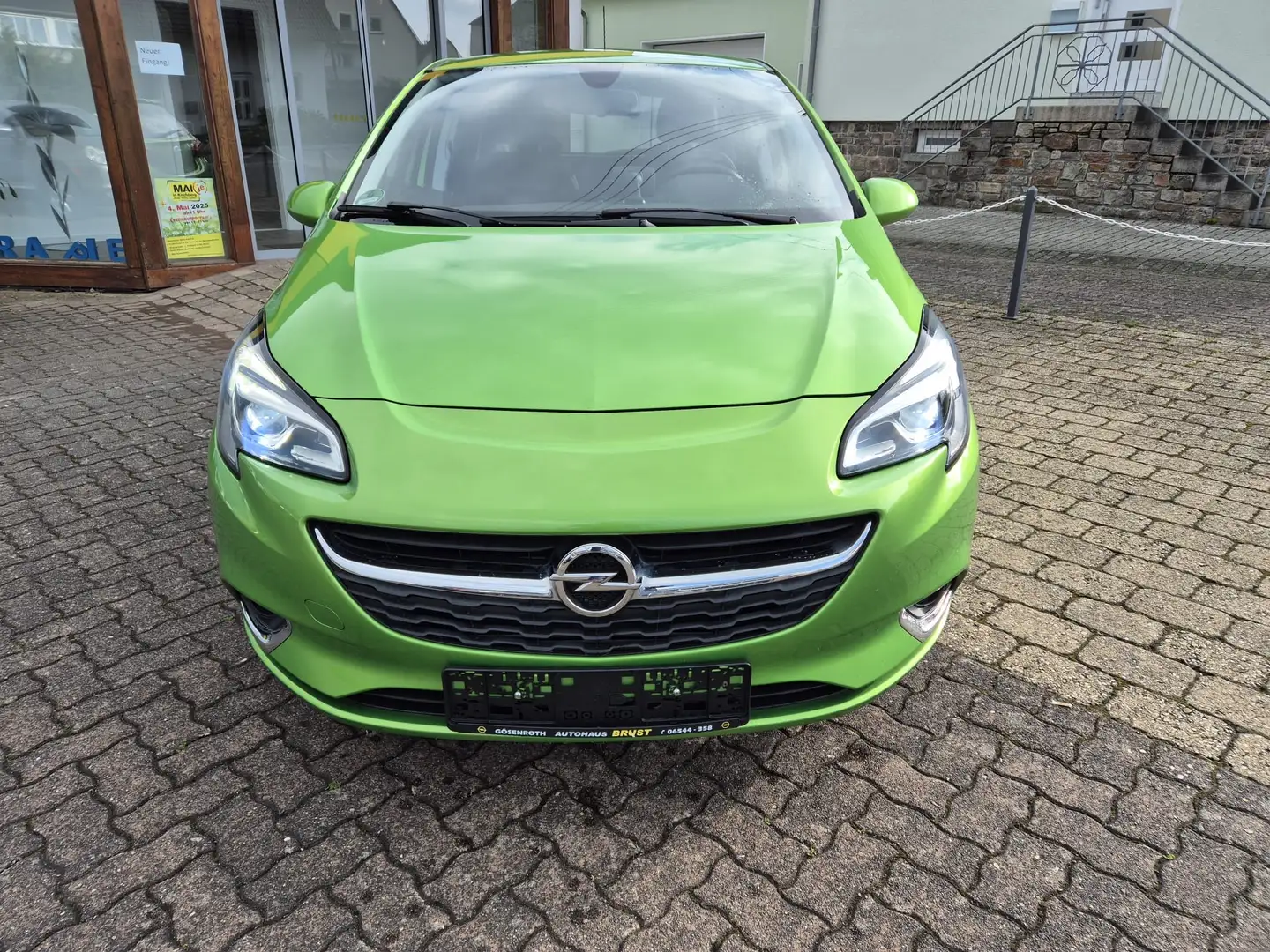 Opel Corsa Innovation ecoFlex Grün - 1