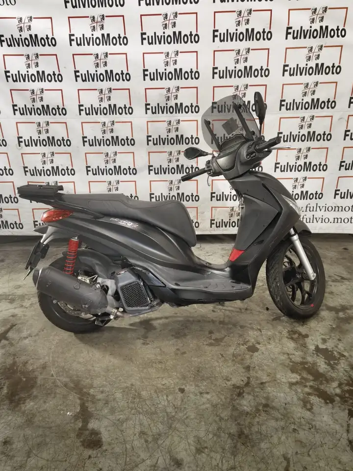 Piaggio Medley 125