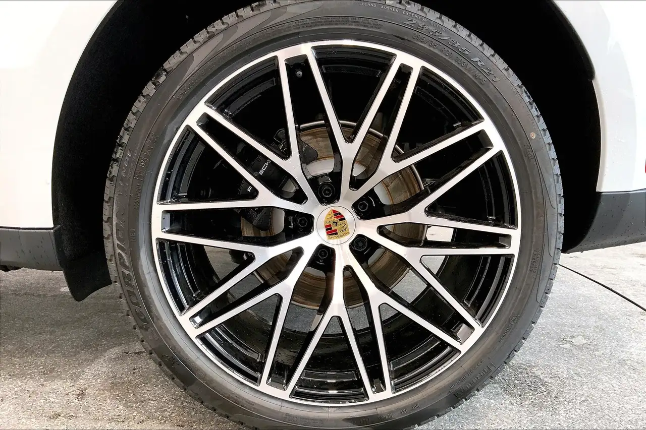 Porsche Macan снимка Porsche Macan