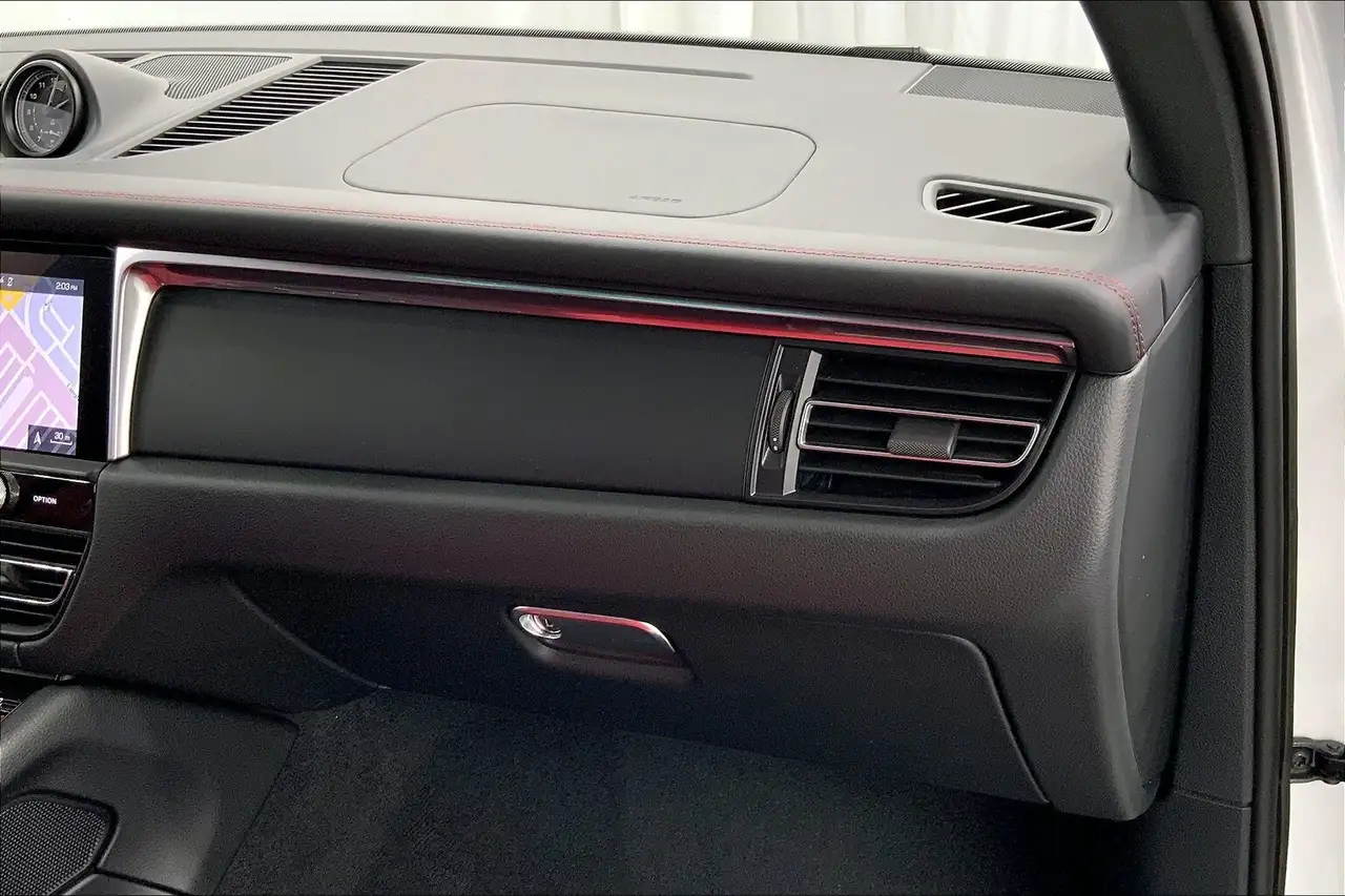 Porsche Macan снимка Porsche Macan