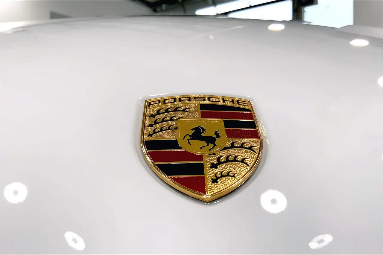 Porsche Macan снимка Porsche Macan
