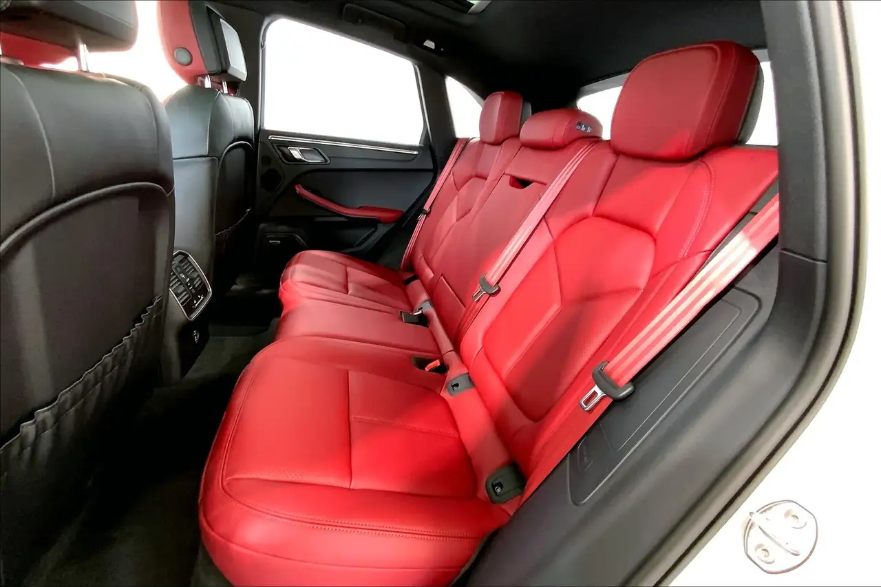 Porsche Macan снимка Porsche Macan