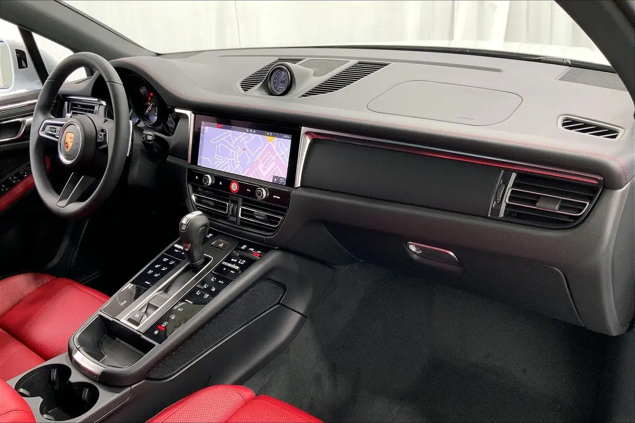 Porsche Macan снимка Porsche Macan