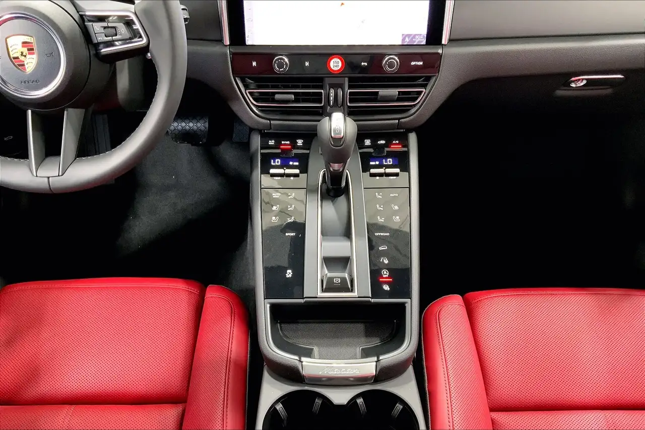 Porsche Macan снимка Porsche Macan
