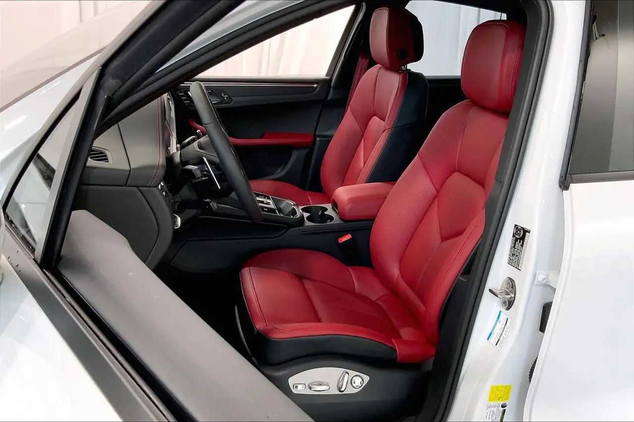 Porsche Macan снимка Porsche Macan