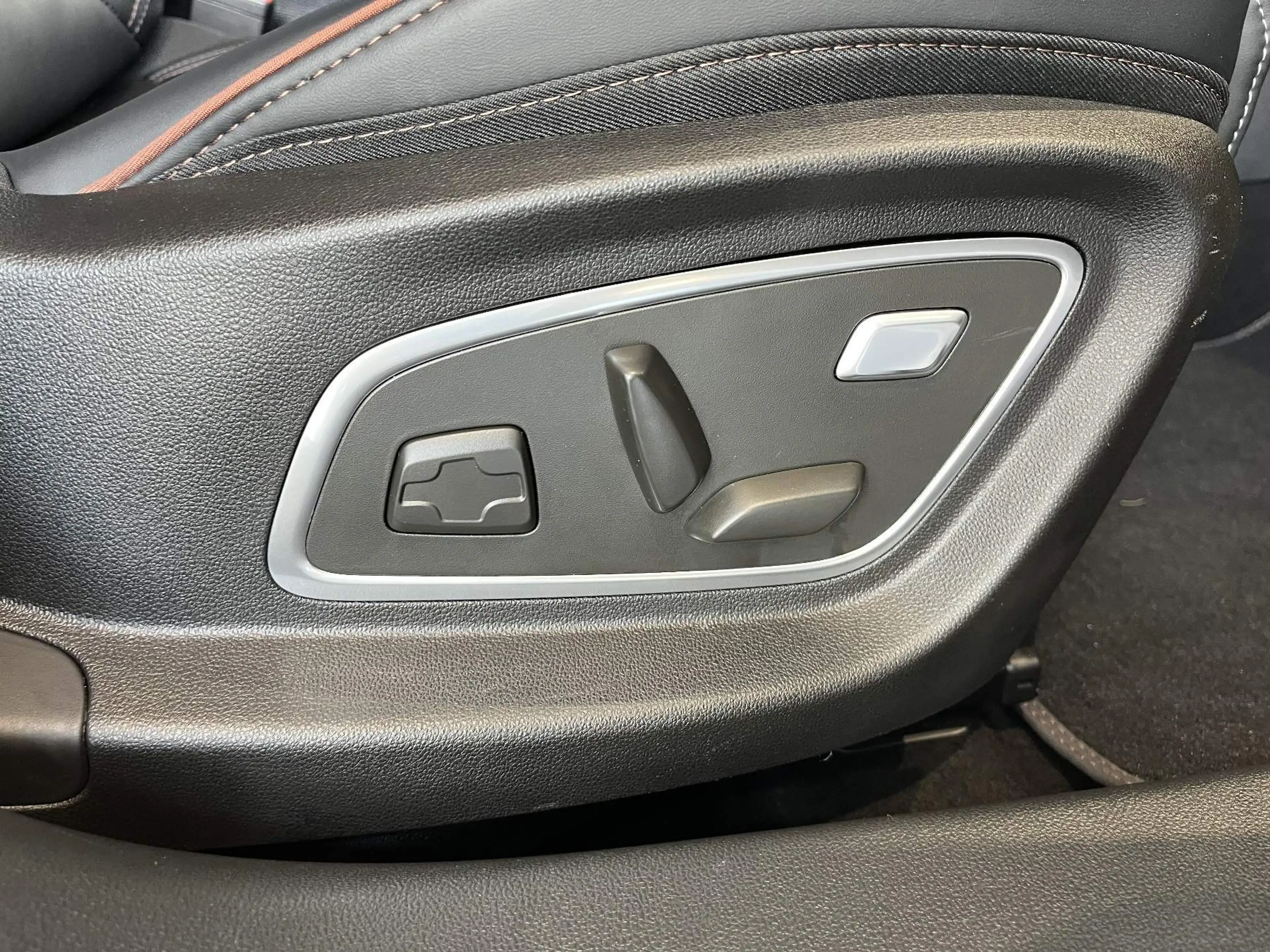 Renault Talisman Grandtour INITIALE PARIS dCi 190 EDC — photo 6
