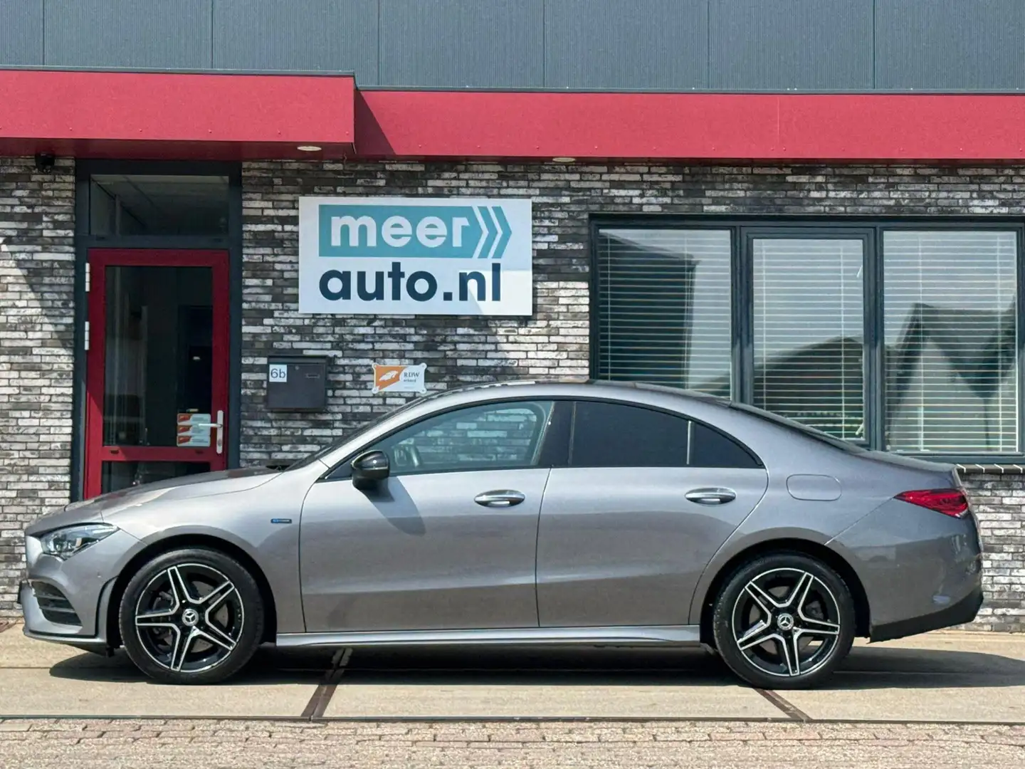 Mercedes-Benz CLA 250 250e AMG VOL! PANO l ADAPT.CRUISE l SFEER l MATRIX Grigio - 2