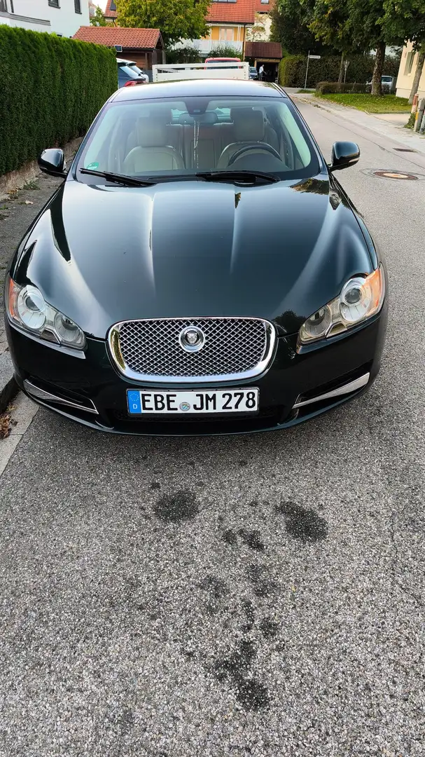 Jaguar XF 3.0 V6 Diesel Premium Luxury Grün - 1