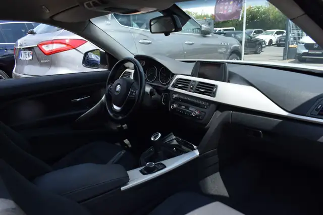 BMW 4 Series view 2
