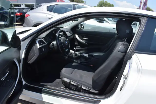 BMW 4 Series view 7