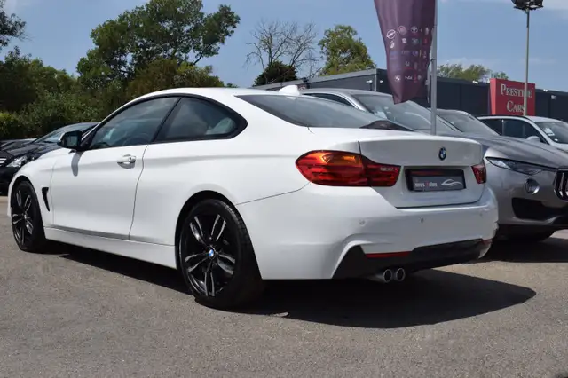 BMW 4 Series view 3