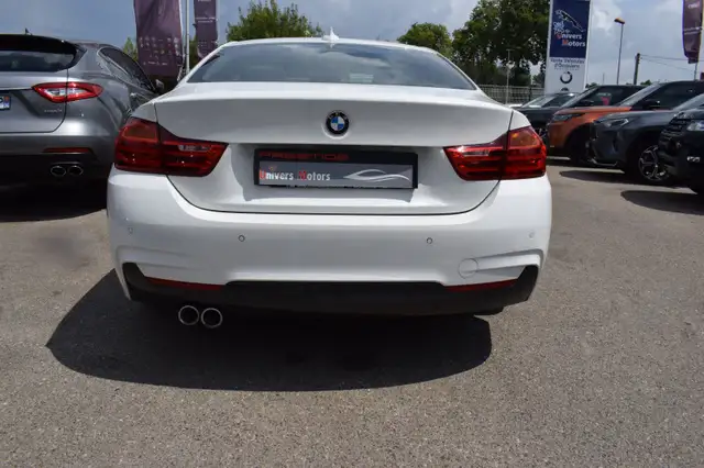 BMW 4 Series view 11