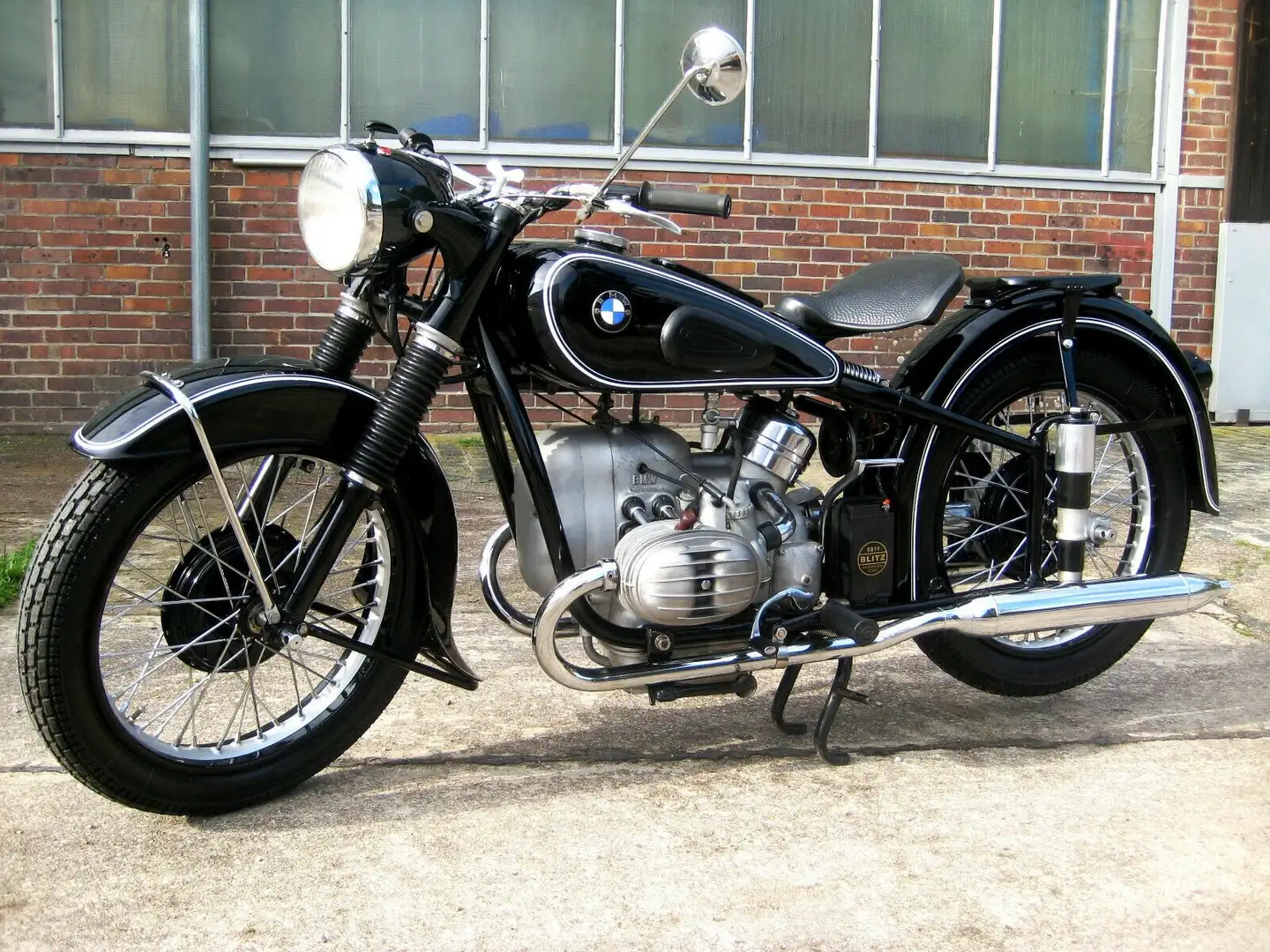 BMW R 51/3 Negro - 2
