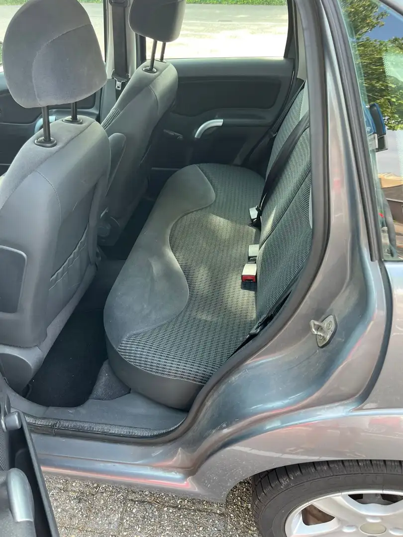 Citroen C3 1.4i Différence Grijs - 2