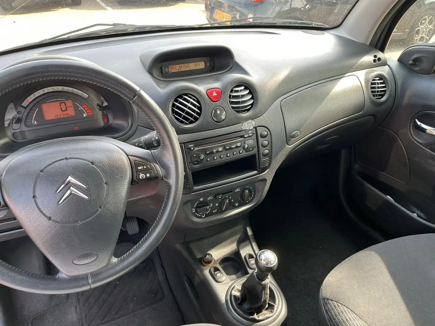 Citroen C3 1.4i Différence Grijs - 1