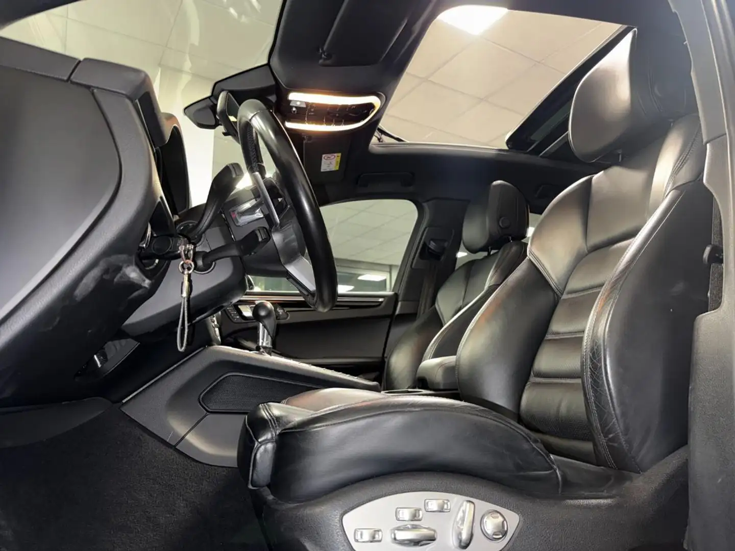 Porsche Macan 3.0 S / TETTO / CHRONO / P.H.A.S.M. / PDK Noir - 2