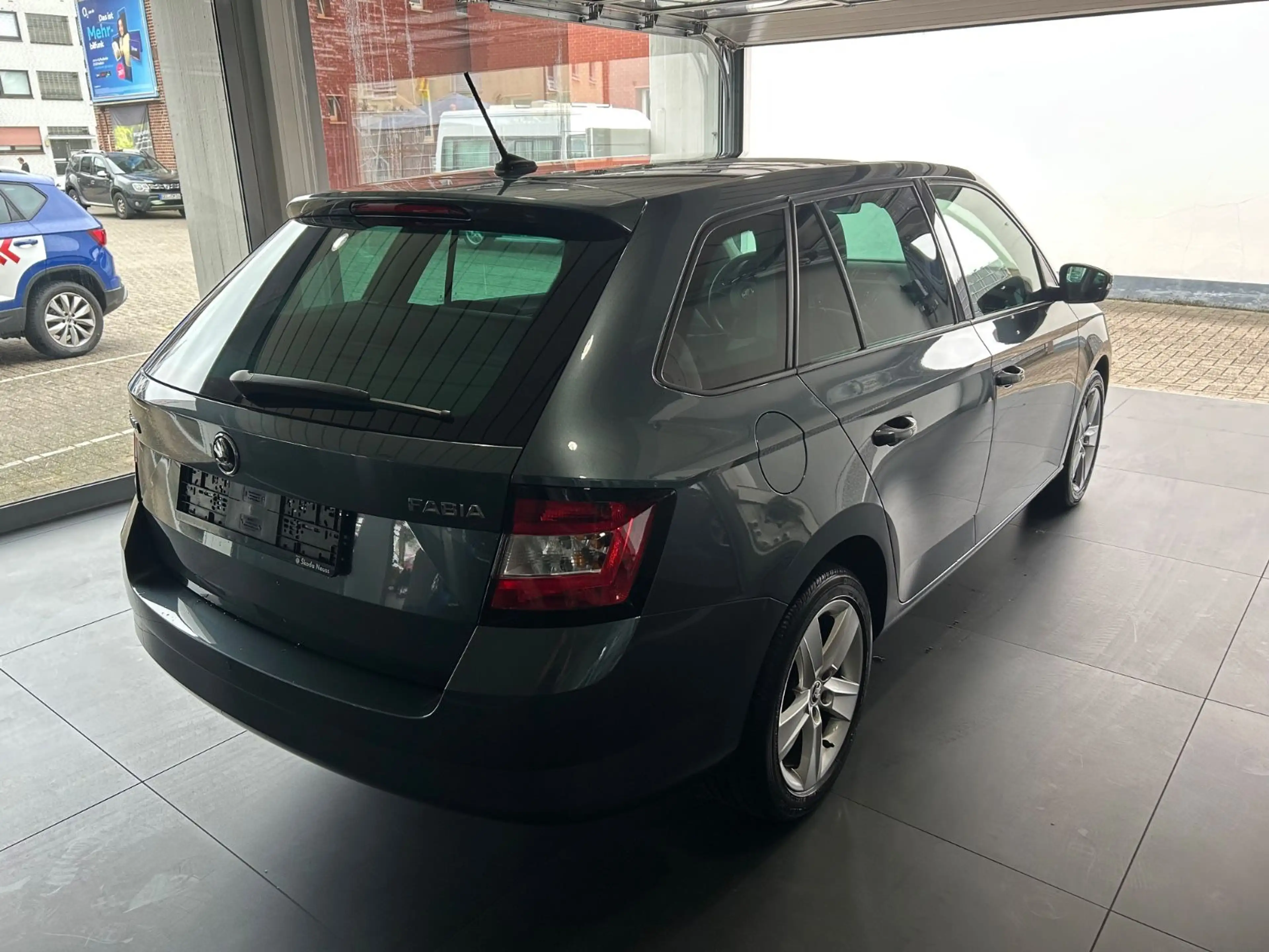 Skoda Fabia 1.0l TSI 81kW Combi Klimatronic LED — photo 4