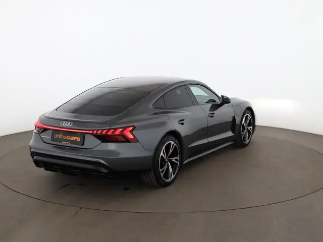 Audi e-tron GT quattro 93kWh Aut LED SKY RADAR B&O NAV Ansicht 4