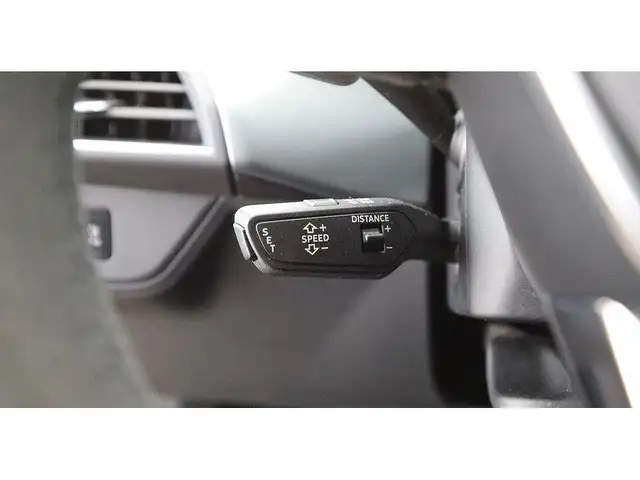Audi e-tron GT quattro 93kWh Aut LED SKY RADAR B&O NAV Ansicht 25