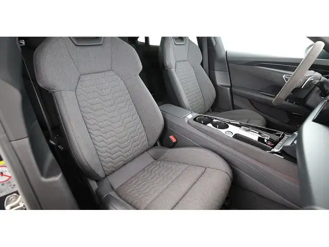 Audi e-tron GT quattro 93kWh Aut LED SKY RADAR B&O NAV Ansicht 15