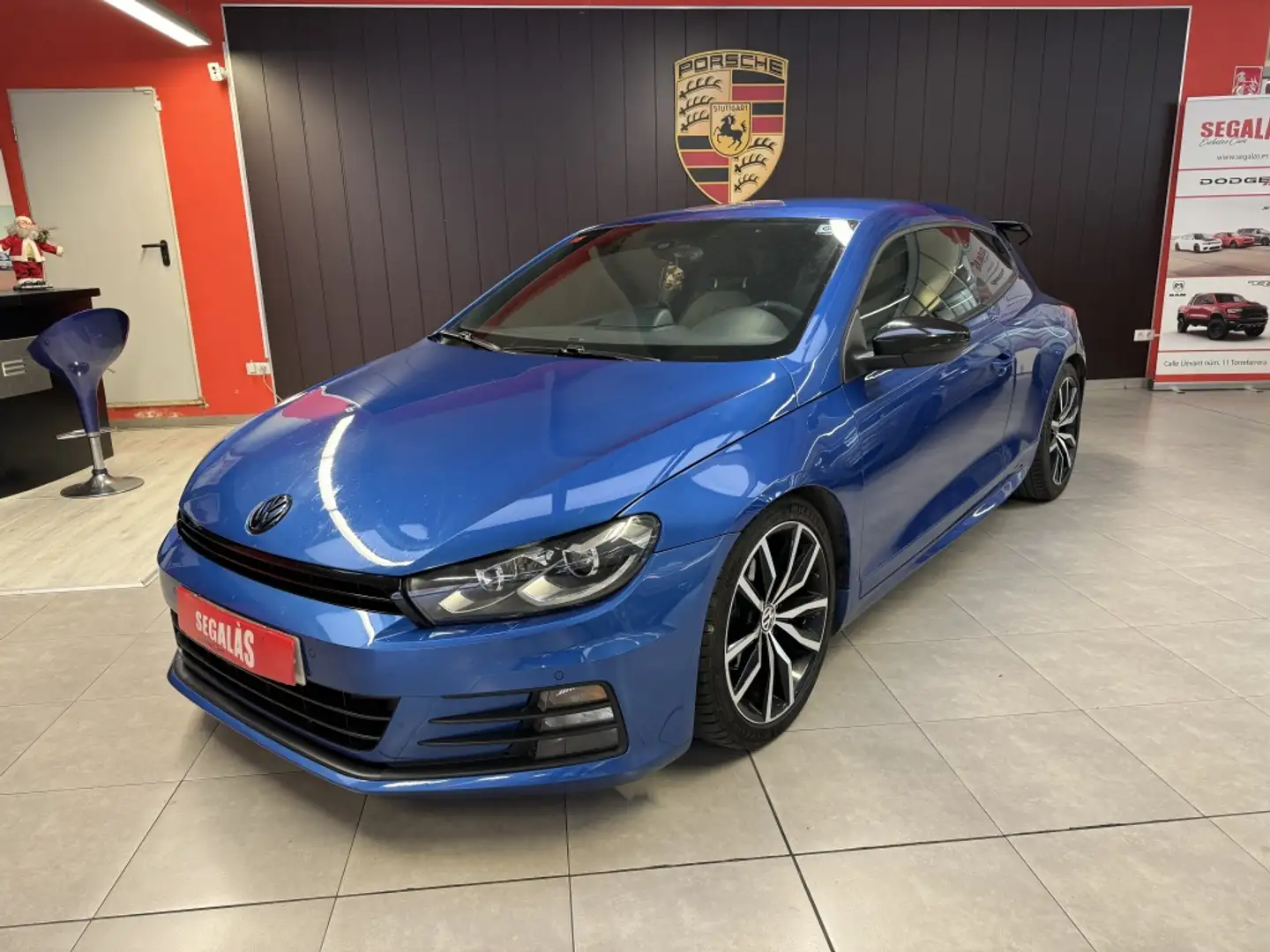 Volkswagen Scirocco 2.0TDI BMT Typhoon by R-Line DSG 110kW Blau - 2