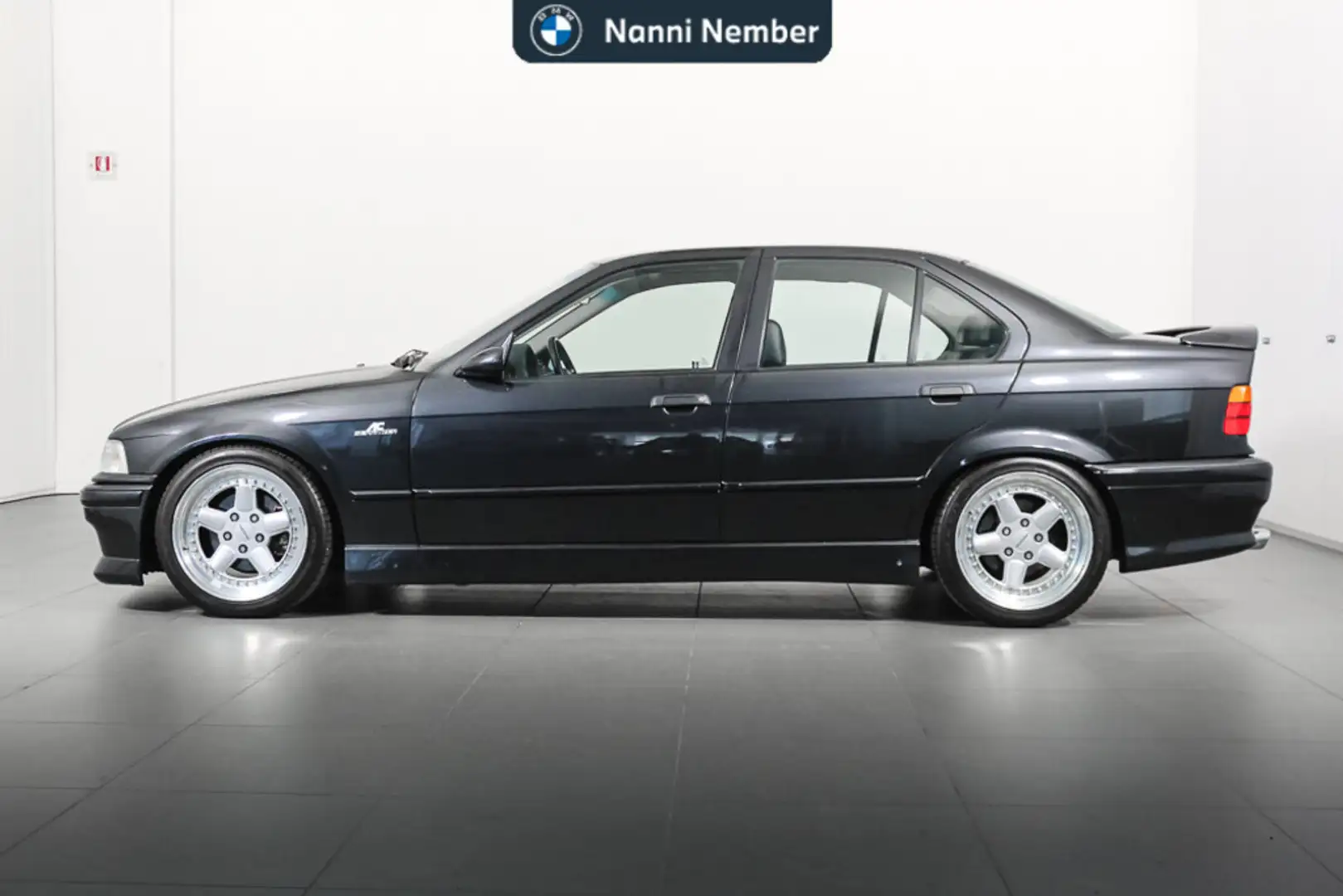 BMW 320 i 24V, versione AC Schnitzer Zwart - 2